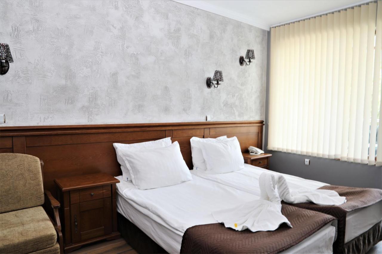 Petrov Family Hotel Nesebar Exterior foto