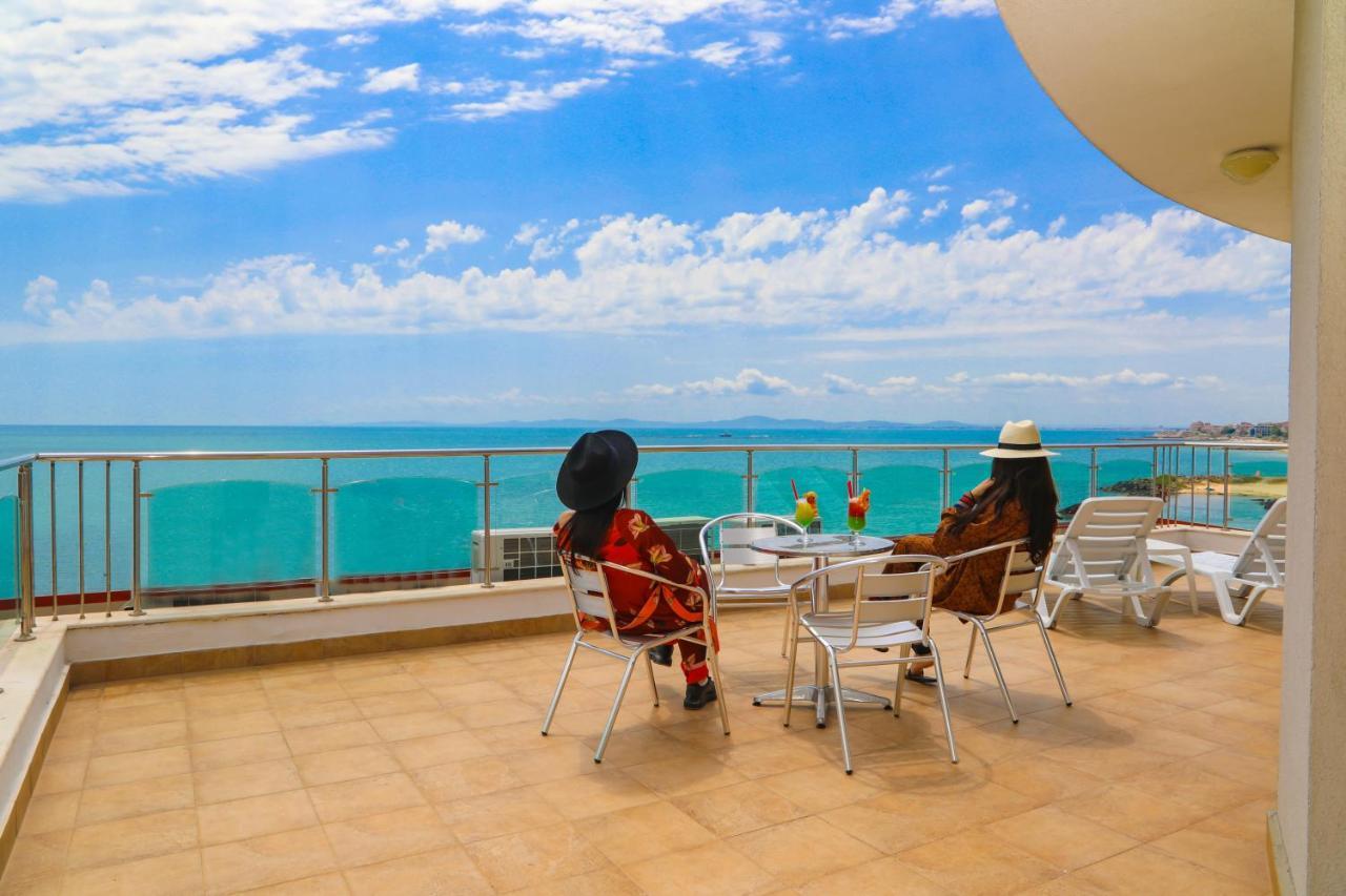 Petrov Family Hotel Nesebar Exterior foto