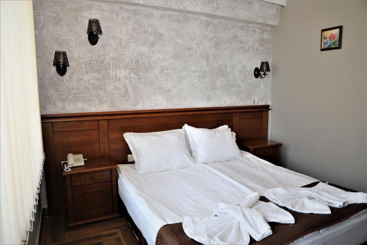 Petrov Family Hotel Nesebar Exterior foto