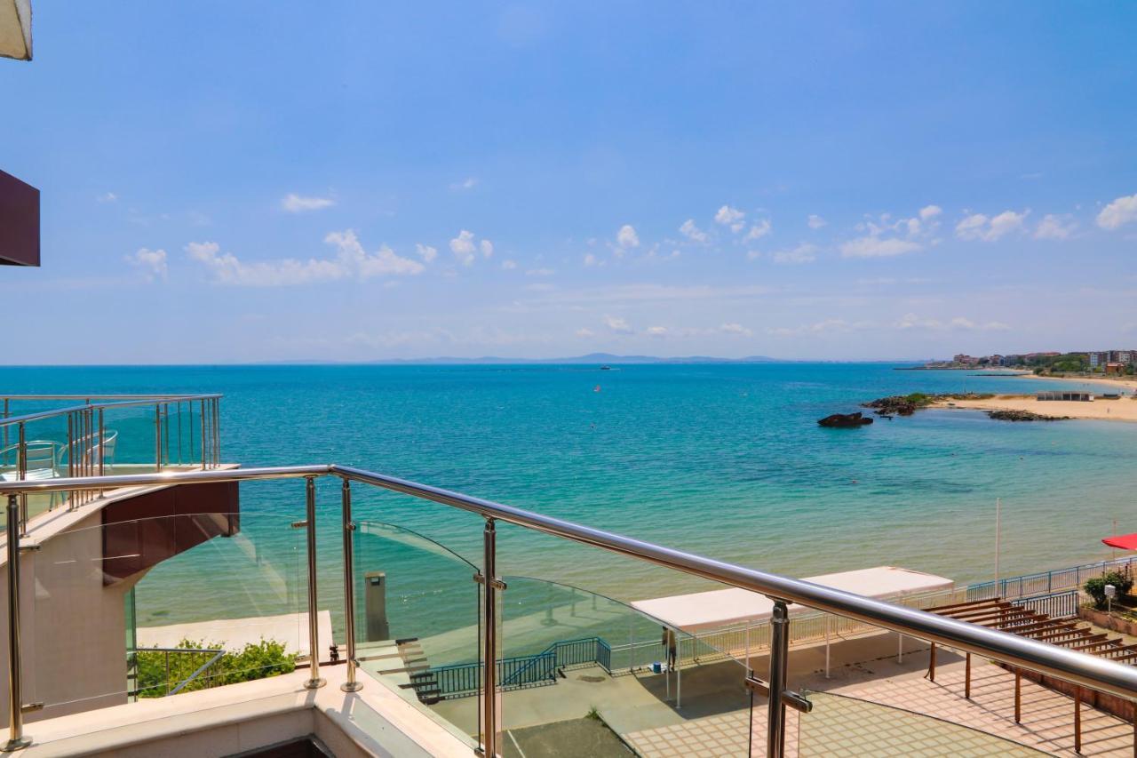 Petrov Family Hotel Nesebar Exterior foto