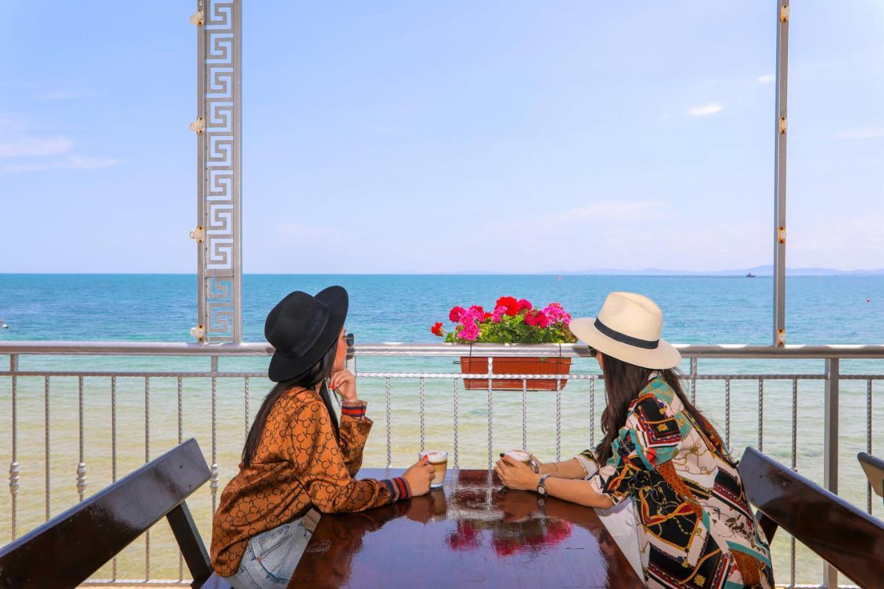 Petrov Family Hotel Nesebar Exterior foto