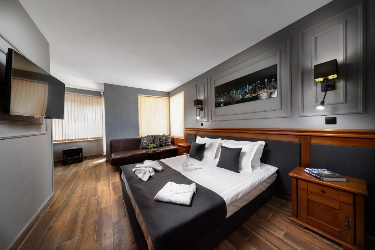 Petrov Family Hotel Nesebar Exterior foto