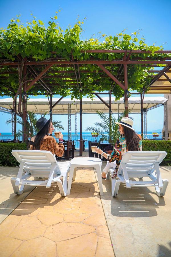 Petrov Family Hotel Nesebar Exterior foto